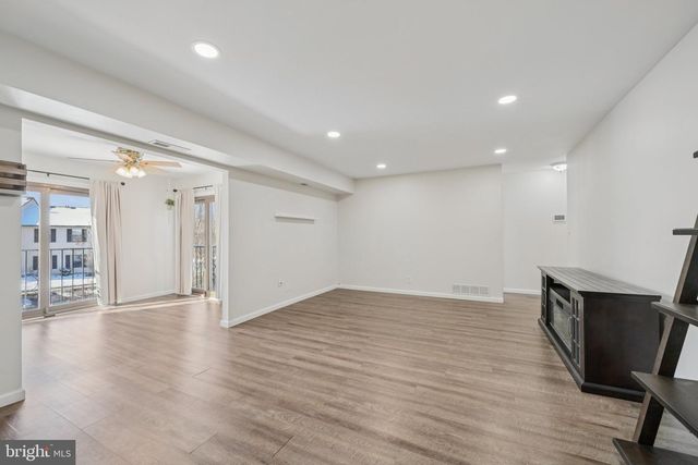 104-B SUMAC CT, Mount Laurel, NJ 08054