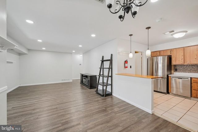 104-B SUMAC CT, Mount Laurel, NJ 08054