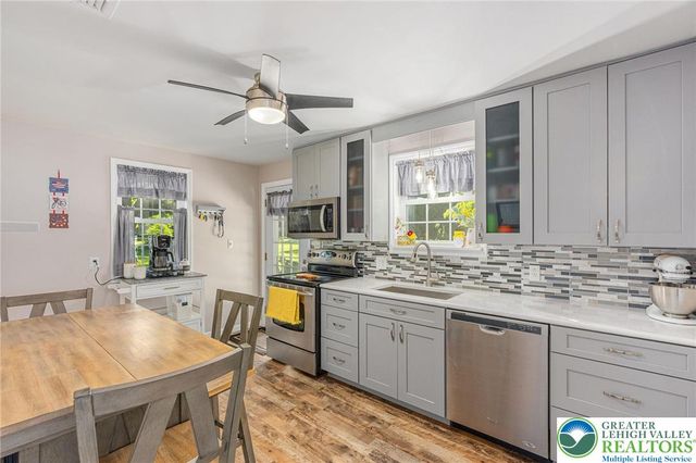 928 Gall Road, Plainfield Twp, PA 18040