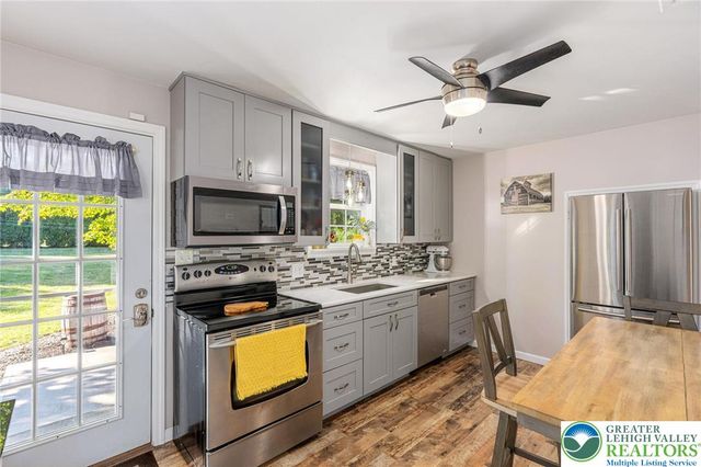 928 Gall Road, Plainfield Twp, PA 18040