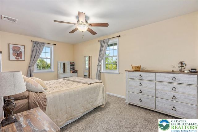 928 Gall Road, Plainfield Twp, PA 18040