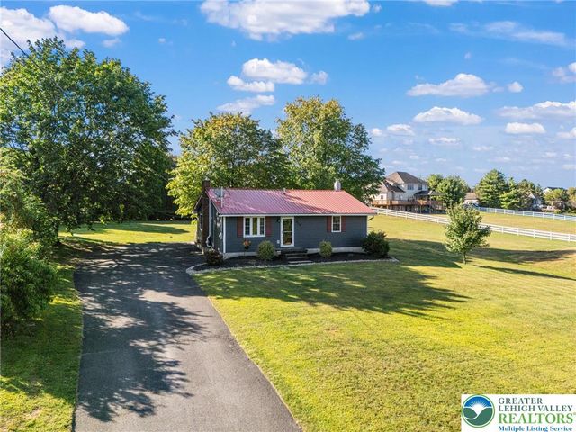 928 Gall Road, Plainfield Twp, PA 18040