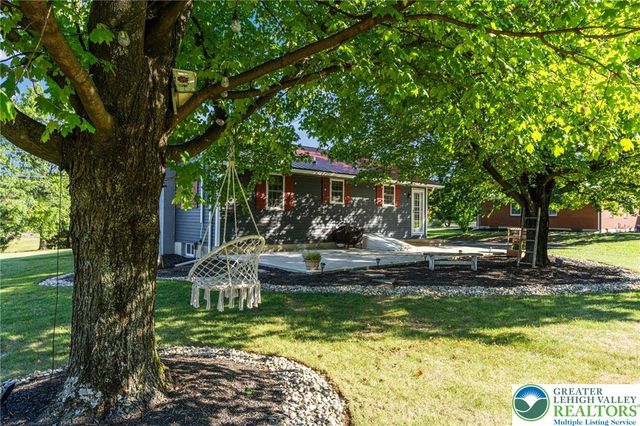 928 Gall Road, Plainfield Twp, PA 18040