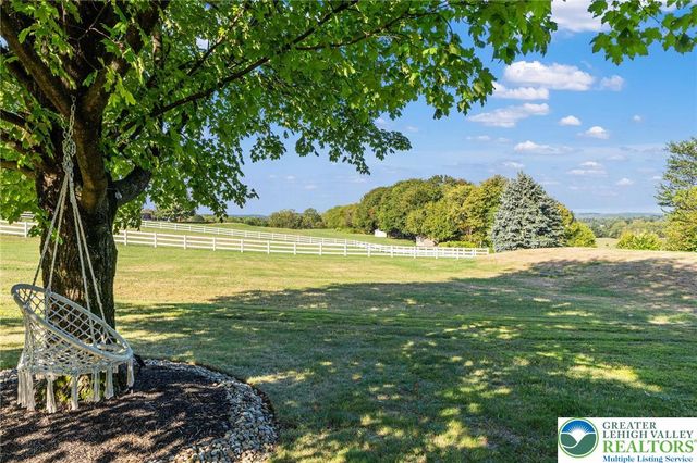928 Gall Road, Plainfield Twp, PA 18040