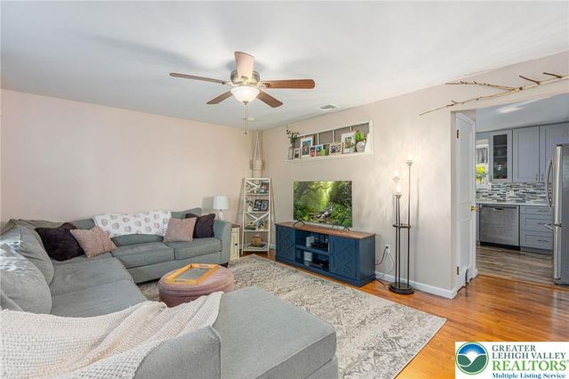 928 Gall Road, Plainfield Twp, PA 18040