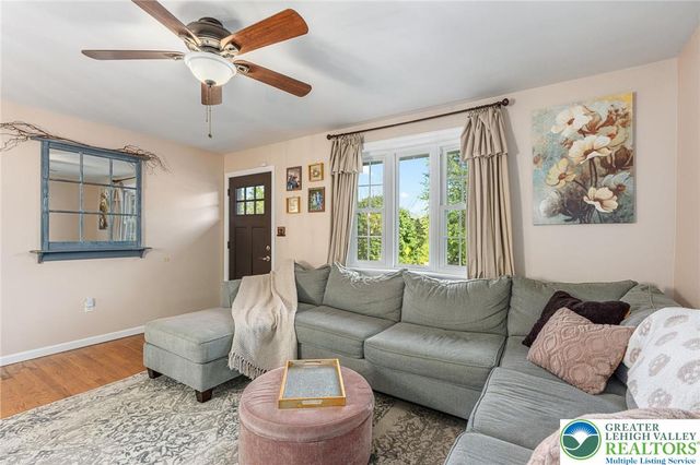 928 Gall Road, Plainfield Twp, PA 18040