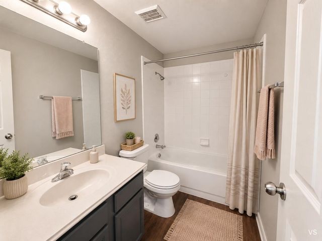 2019 Briar Grove Drive, Conroe, TX 77301