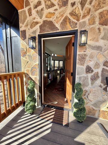 2451 Clifftops Ave, Monteagle, TN 37356