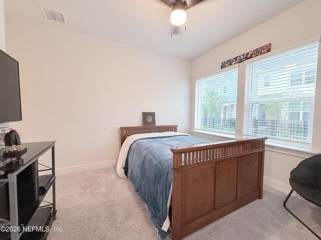 11102 QUANTUM Court, Jacksonville, FL 32256