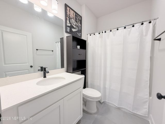 11102 QUANTUM Court, Jacksonville, FL 32256