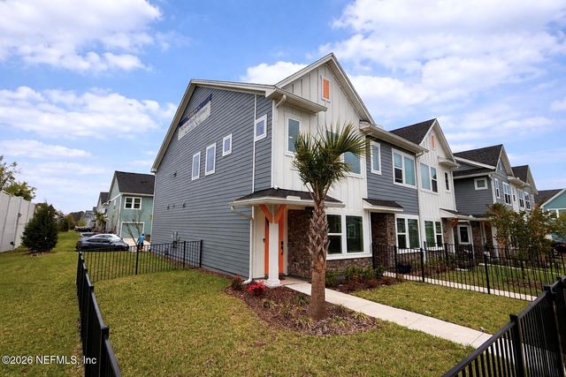 11102 QUANTUM Court, Jacksonville, FL 32256