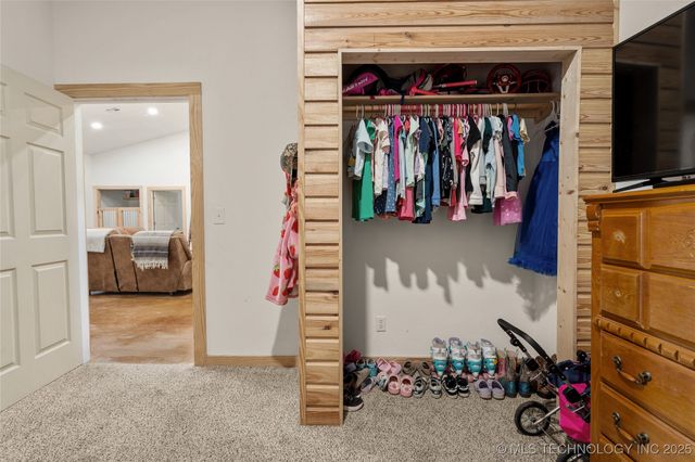 3244 Red Oak, Sulphur, OK 73086