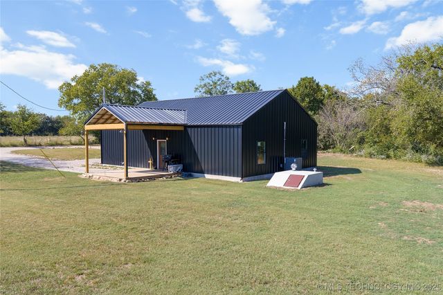 3244 Red Oak, Sulphur, OK 73086