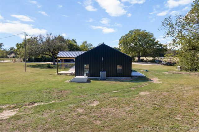 3244 Red Oak, Sulphur, OK 73086