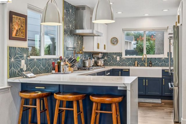 5845 5845 Bernhard Ave, Richmond, CA 94805