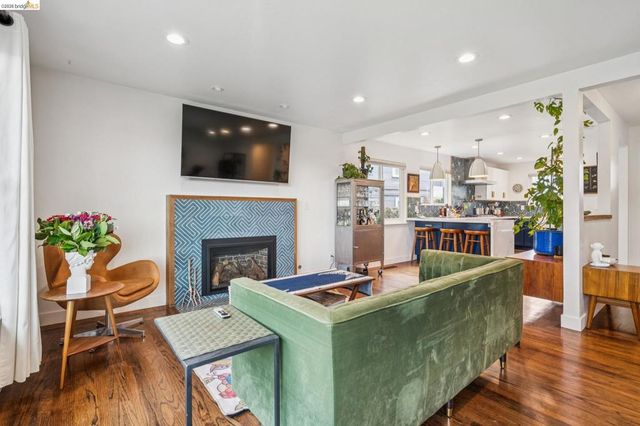 5845 5845 Bernhard Ave, Richmond, CA 94805