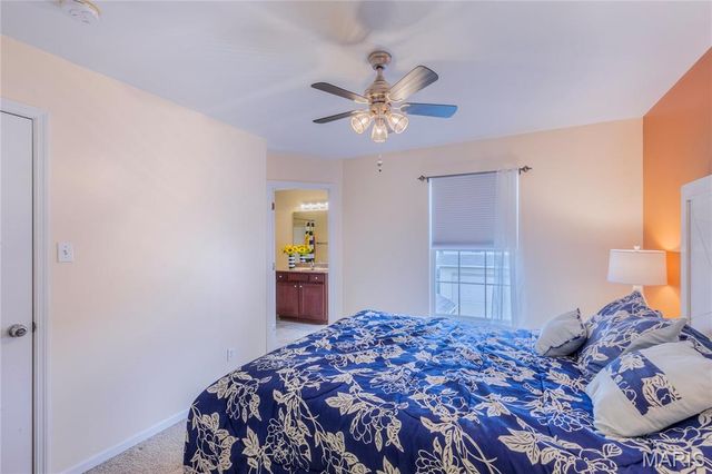 3148 Flatboat Station, St Charles, MO 63301
