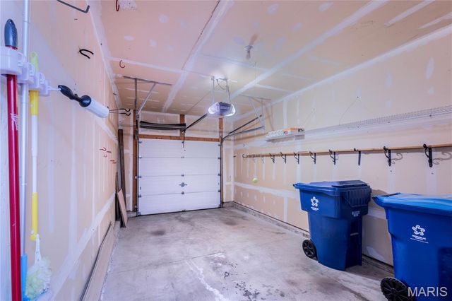 3148 Flatboat Station, St Charles, MO 63301