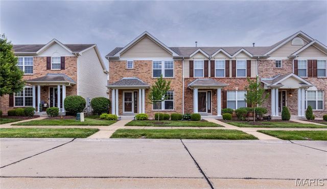 3148 Flatboat Station, St Charles, MO 63301
