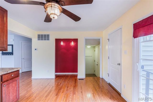3148 Flatboat Station, St Charles, MO 63301