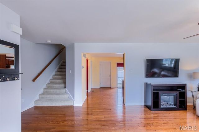 3148 Flatboat Station, St Charles, MO 63301