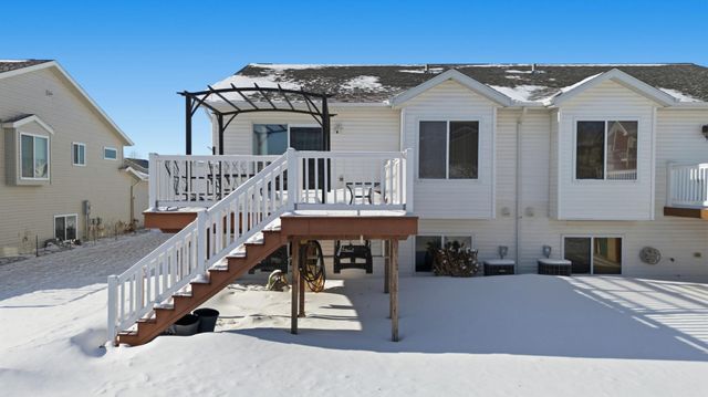 3541 Eagle Run Lane, West Fargo, ND 58078