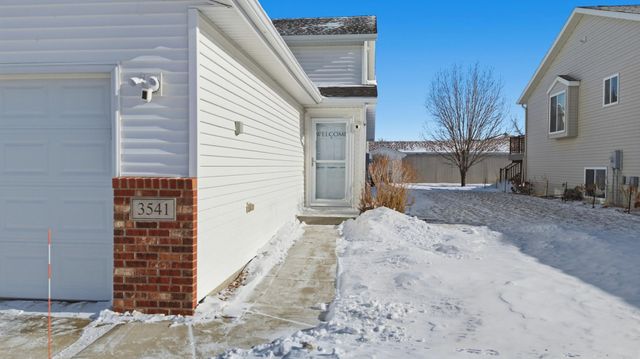 3541 Eagle Run Lane, West Fargo, ND 58078