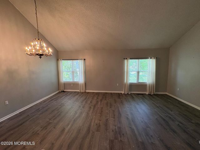 204 Forsythia Lane, Englishtown, NJ 07726
