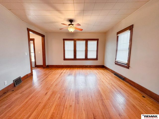 1709 S 23rd Street, Lincoln, NE 68502