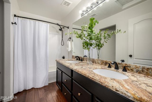 1725 E QUAIL Avenue, Phoenix, AZ 85024