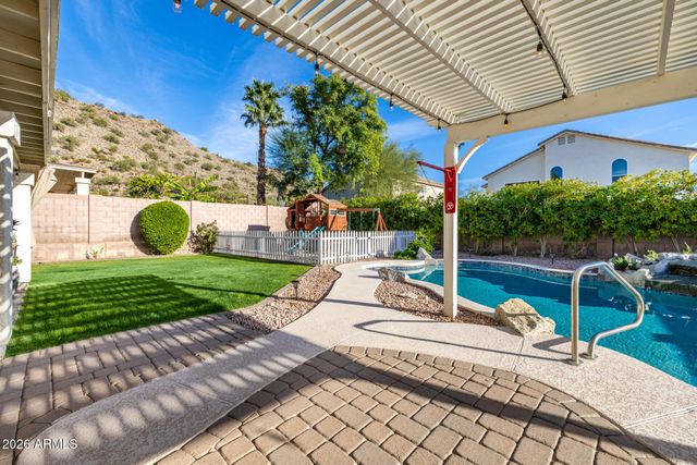 1725 E QUAIL Avenue, Phoenix, AZ 85024