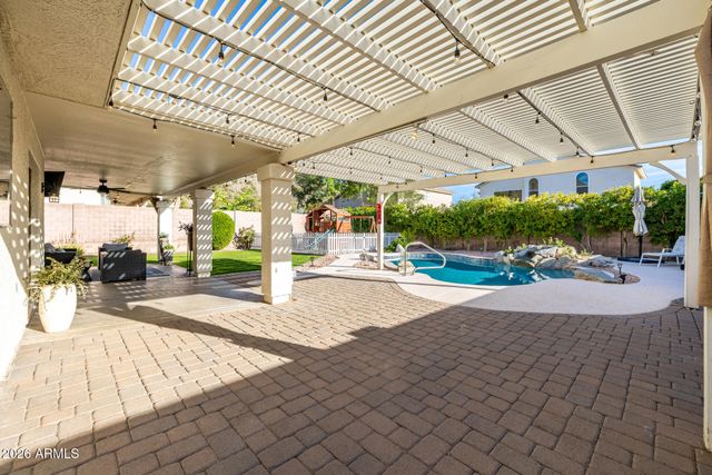 1725 E QUAIL Avenue, Phoenix, AZ 85024