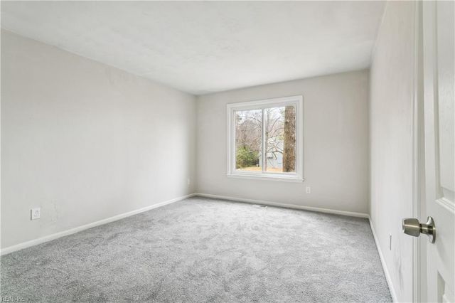 5984 Buckminister LN, Virginia Beach, VA 23462