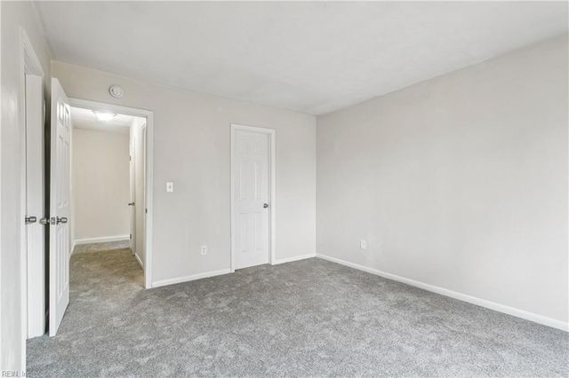 5984 Buckminister LN, Virginia Beach, VA 23462