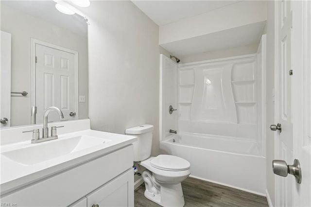 5984 Buckminister LN, Virginia Beach, VA 23462