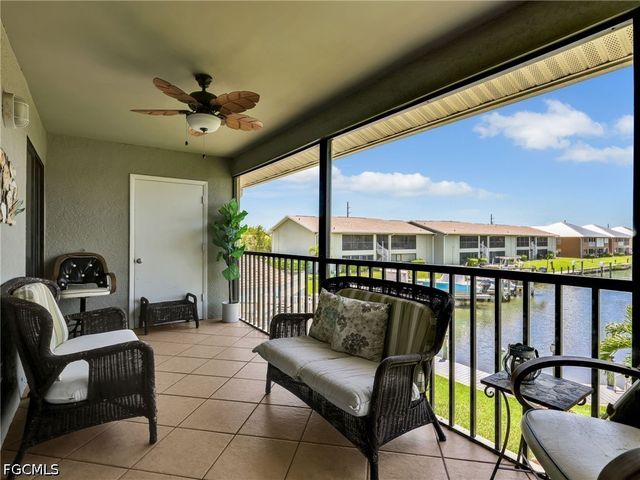 4708 SW 8th PL 205, Cape Coral, FL 33914