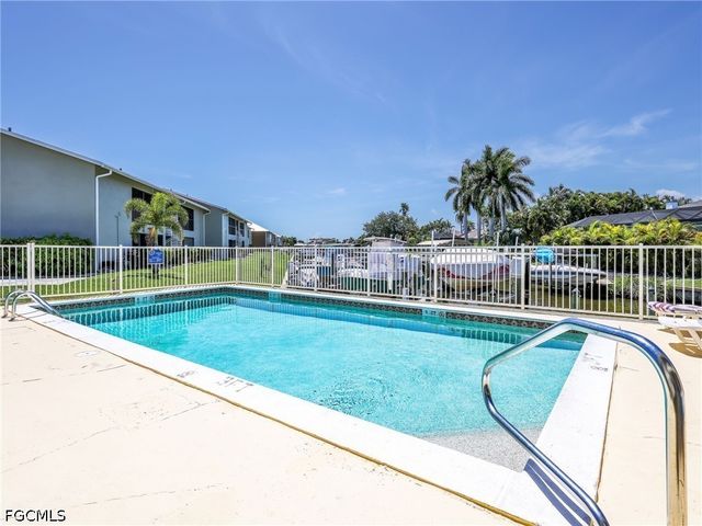 4708 SW 8th PL 205, Cape Coral, FL 33914