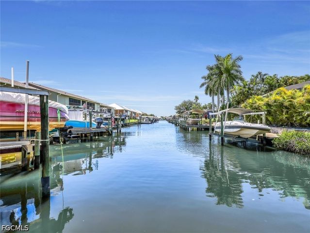4708 SW 8th PL 205, Cape Coral, FL 33914