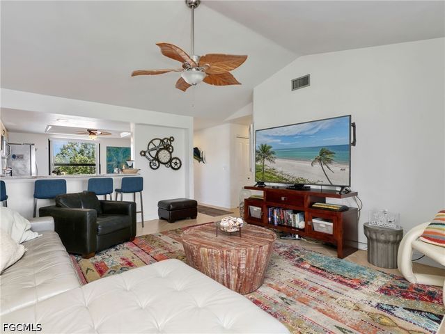 4708 SW 8th PL 205, Cape Coral, FL 33914