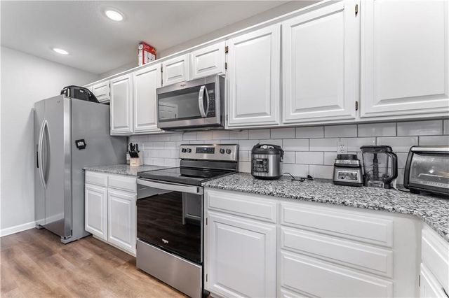 707 E Kara Lane, Rogers, AR 72758