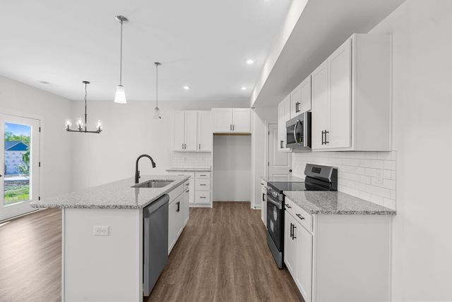 113 Flamingo Circle, Georgetown, KY 40324