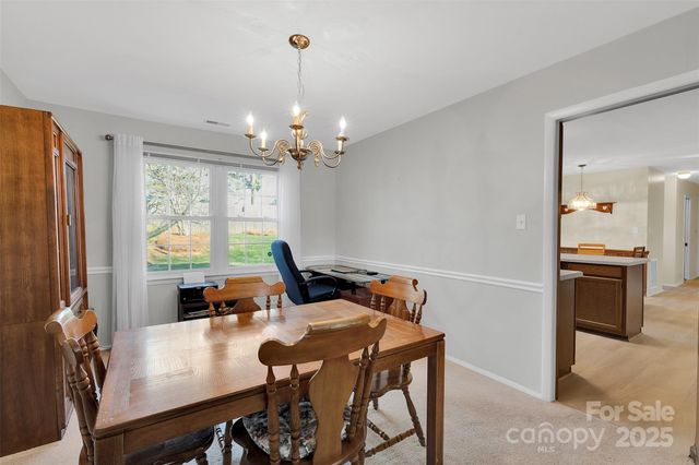 123 Linville Drive, Matthews, NC 28105