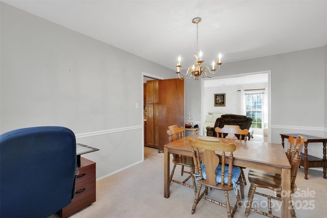 123 Linville Drive, Matthews, NC 28105