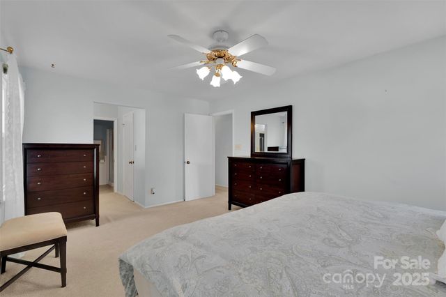 123 Linville Drive, Matthews, NC 28105