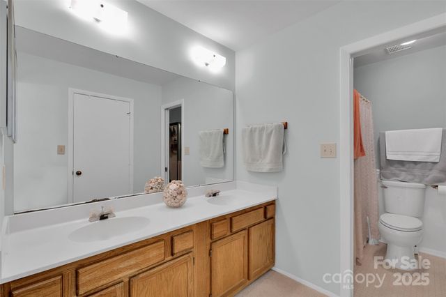 123 Linville Drive, Matthews, NC 28105