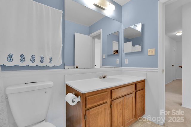 123 Linville Drive, Matthews, NC 28105