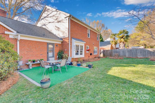 123 Linville Drive, Matthews, NC 28105