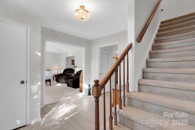 123 Linville Drive, Matthews, NC 28105