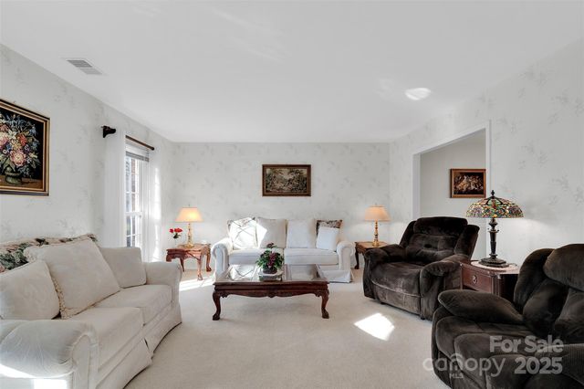 123 Linville Drive, Matthews, NC 28105