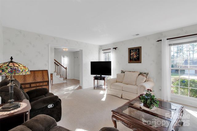 123 Linville Drive, Matthews, NC 28105